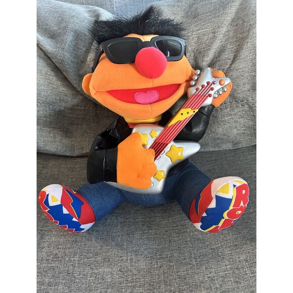 Tyco Rock n Roll Ernie 1998 Singing Talking Guitar Playing Plush Working - Picture 1 of 10